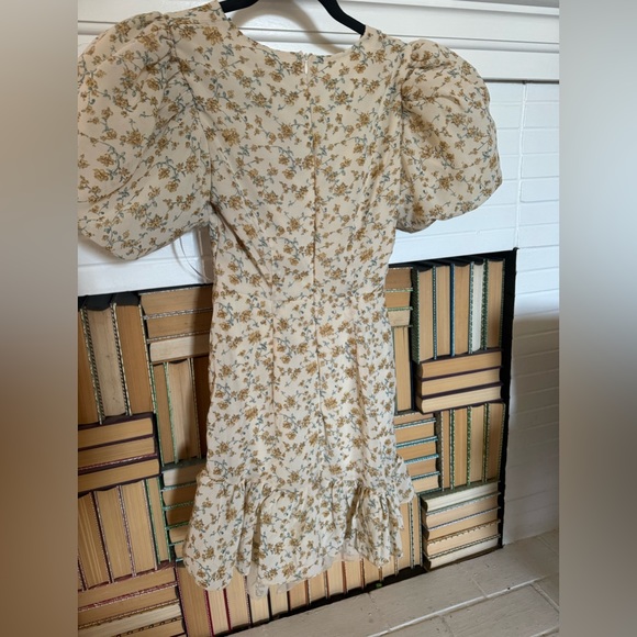 Missguided Puff Sleeve Mini Dress NWT - Picture 7 of 12